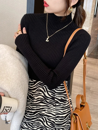 Elegant Turtleneck Knit Pullover